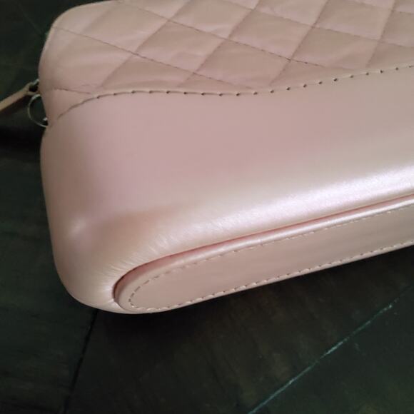 Chanel Gabrielle Clutch with Chain Crossbody Quilted Lambskin Iridescent Pink - Picture 15 of 16
